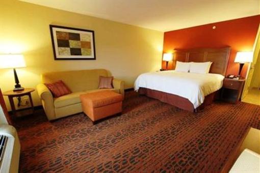 фото отеля Hampton Inn Clinton (Iowa)