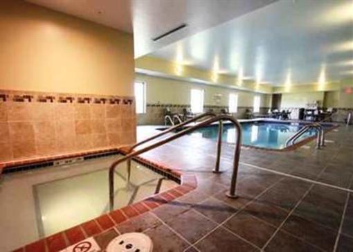 фото отеля Hampton Inn Clinton (Iowa)