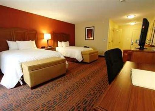 фото отеля Hampton Inn Clinton (Iowa)