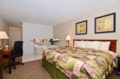 фото отеля BEST WESTERN Brookfield