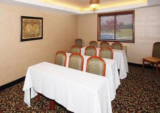фото отеля Comfort Inn & Suites South Hill