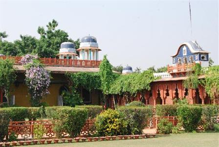 фото отеля Bundelkhand Riverside Retreat Orchha