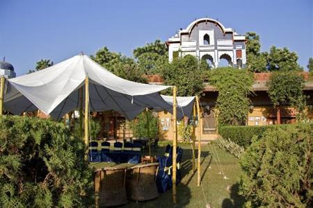 фото отеля Bundelkhand Riverside Retreat Orchha