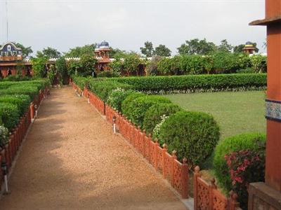 фото отеля Bundelkhand Riverside Retreat Orchha