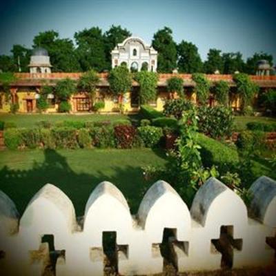 фото отеля Bundelkhand Riverside Retreat Orchha