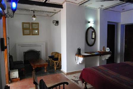 фото отеля Bundelkhand Riverside Retreat Orchha