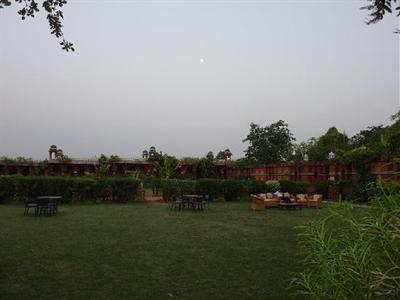 фото отеля Bundelkhand Riverside Retreat Orchha