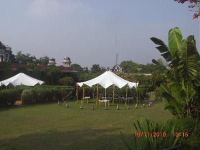 фото отеля Bundelkhand Riverside Retreat Orchha