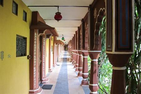 фото отеля Bundelkhand Riverside Retreat Orchha