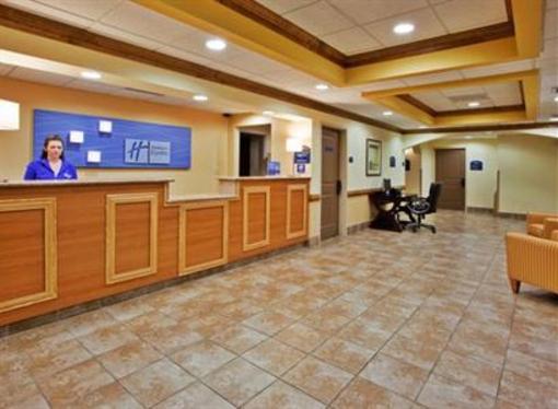 фото отеля Holiday Inn Express Hotel & Suites Byron