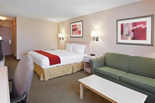 фото отеля Holiday Inn Express Cleveland Vermilion