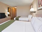 фото отеля Holiday Inn Express Cleveland Vermilion