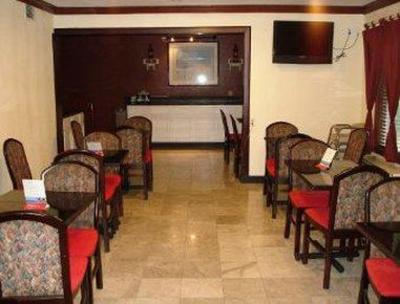 фото отеля Ramada Charlotte Northeast