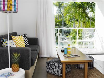 фото отеля QT Port Douglas