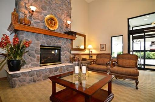 фото отеля Best Western Plus Edmonds Harbor Inn