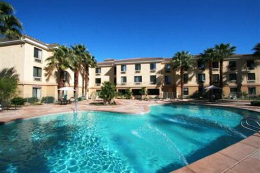 фото отеля Holiday Inn Express Cathedral City (Palm Springs)