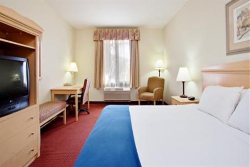 фото отеля Holiday Inn Express Cathedral City (Palm Springs)