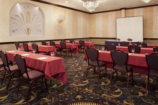 фото отеля Four Points by Sheraton Chicago O'Hare Airport