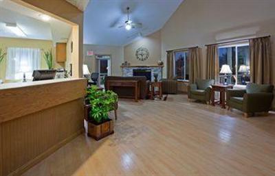 фото отеля Crossings Inn & Suites Cambridge (Minnesota)