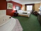 фото отеля Crossings Inn & Suites Cambridge (Minnesota)