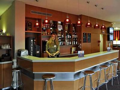 фото отеля Ibis Gare Matabiau