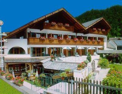 фото отеля Hotel & Gashof Schatten