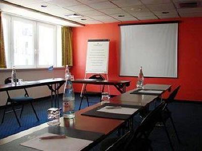 фото отеля Tulip Inn Marne-la-Vallee Bussy-Saint-Georges