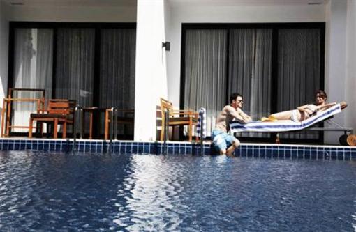 фото отеля Woodlands Suites Serviced Residences