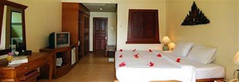 фото отеля Phuttachot Resort