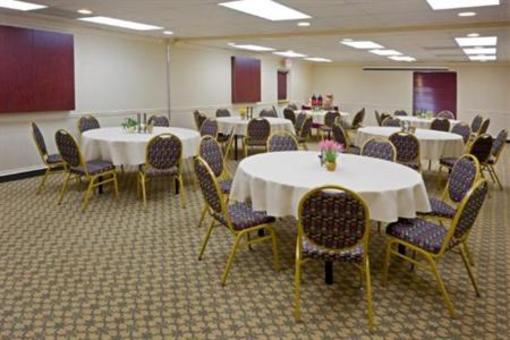 фото отеля Staybridge Suites Somerset