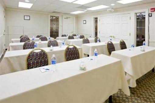 фото отеля Staybridge Suites Somerset