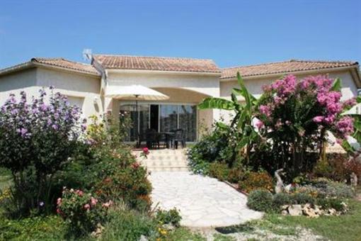 фото отеля Villa Lola