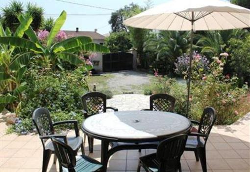 фото отеля Villa Lola