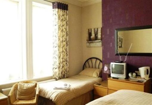 фото отеля Ashbourne Guest House