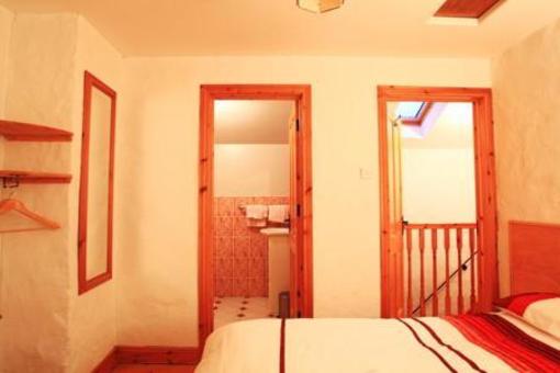 фото отеля Ballycastle Backpackers