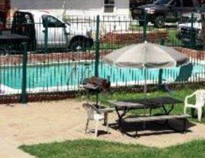 фото отеля Budget Host Inn Vernon