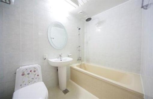фото отеля Royal Tourist Hotel