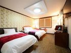 фото отеля Royal Tourist Hotel