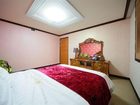 фото отеля Royal Tourist Hotel