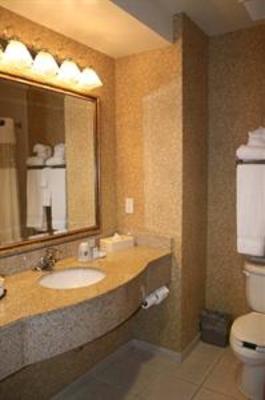 фото отеля Hampton Inn Long Island - Brookhaven