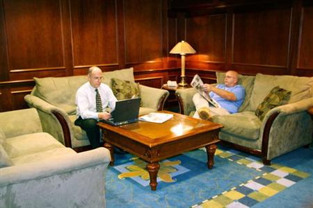 фото отеля Hampton Inn Long Island - Brookhaven