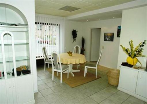 фото отеля Hotel Bergischer Hof Overath