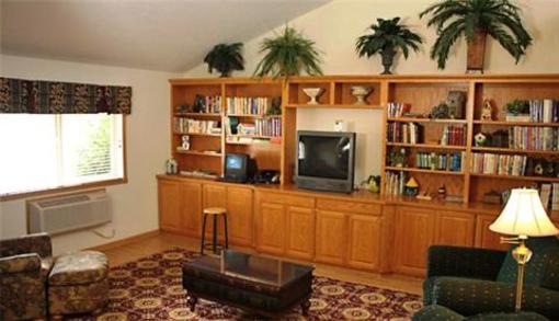 фото отеля AmericInn Lodge & Suites Annandale