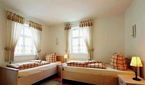 фото отеля Pension and Appartementhaus am Schloss