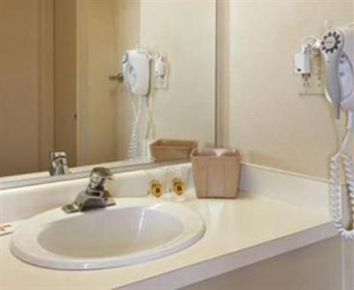 фото отеля Americas Best Value Inn Kettleman City