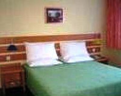 фото отеля Home Inn Qiqihar Longnan Street