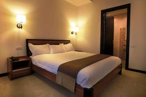 фото отеля Bass Hotel Yerevan