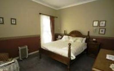 фото отеля Tree Tops Guest House Nottingham