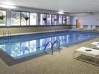 фото отеля Radisson Hotel & Suites Cleveland Eastlake