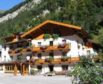 фото отеля Unterkrämerhof Hotel Pension Fusch an der Grossglocknerstrasse